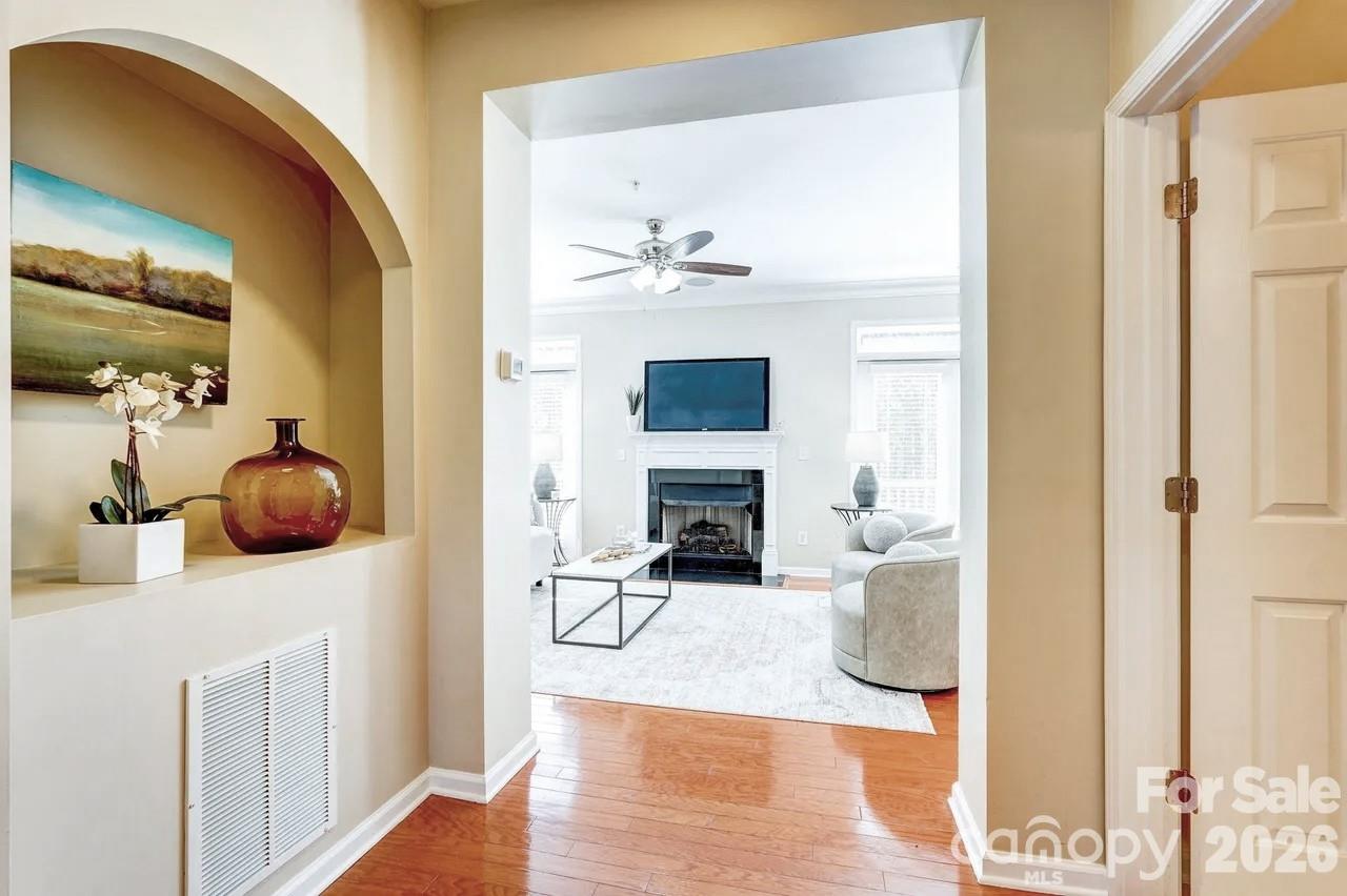 Lake Shore On Lake Wylie - Residential