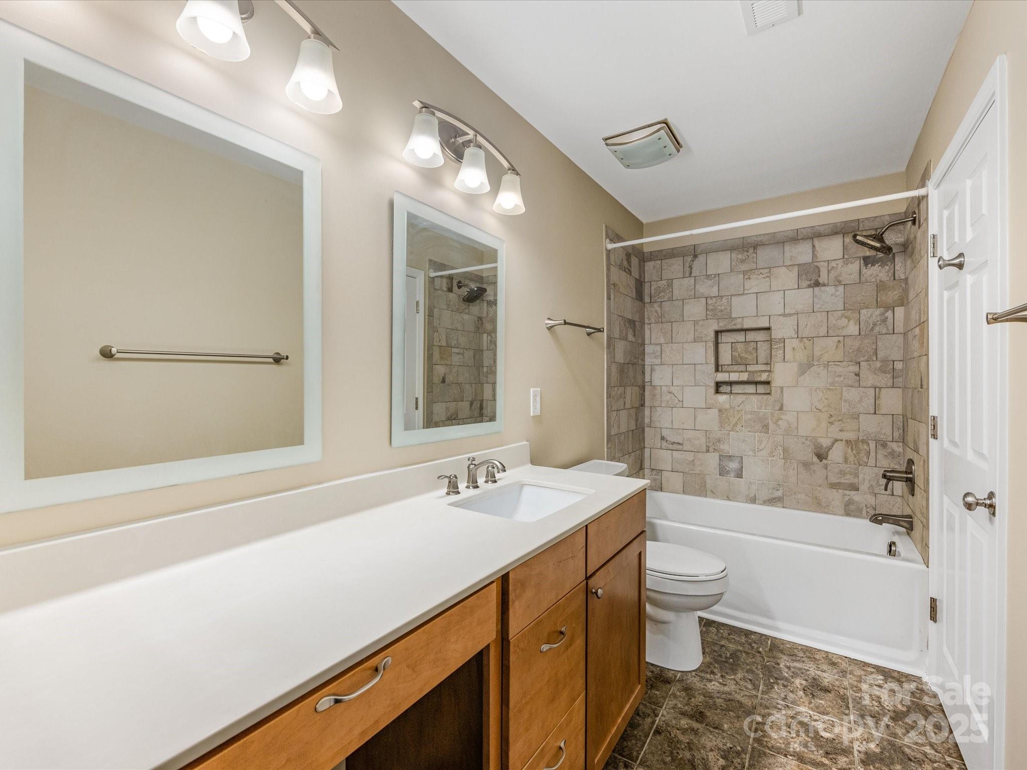 Windsor Trace - Residential