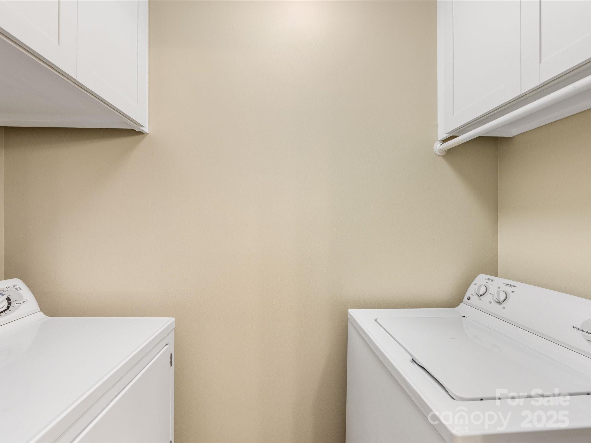 Windsor Trace - Residential