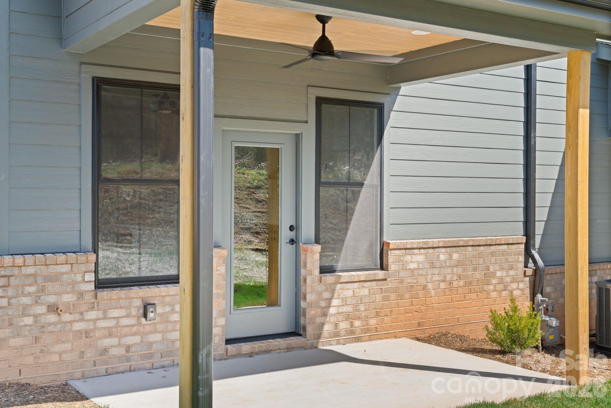 Villas at Pinecroft - Residential