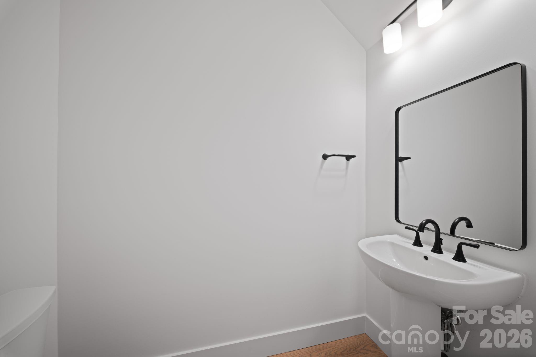 Villas at Pinecroft - Residential