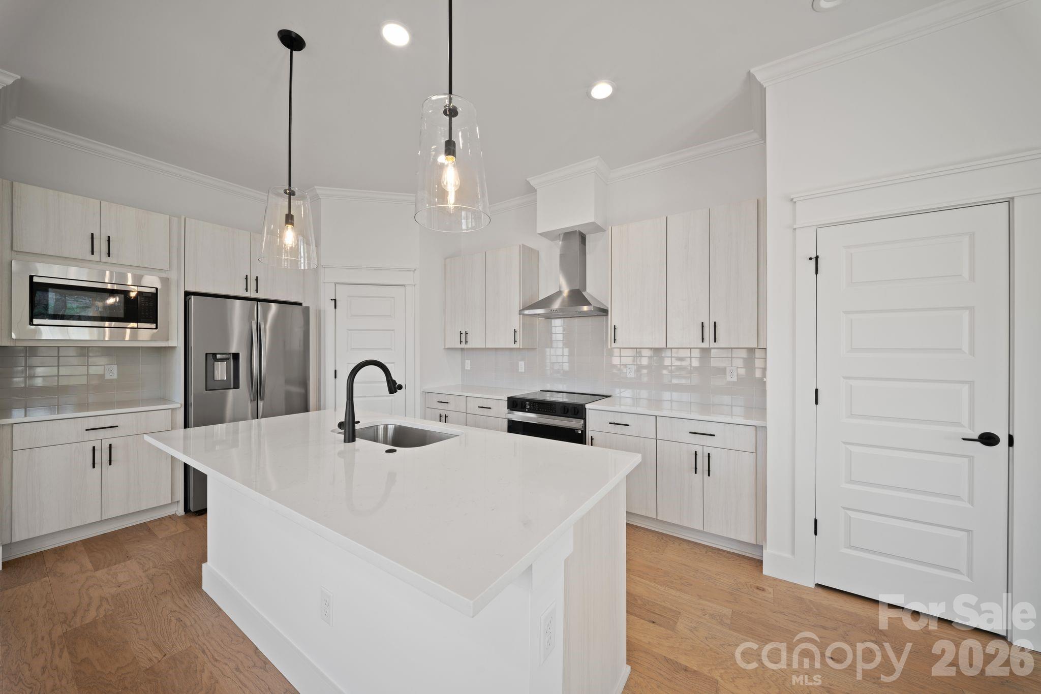 Villas at Pinecroft - Residential