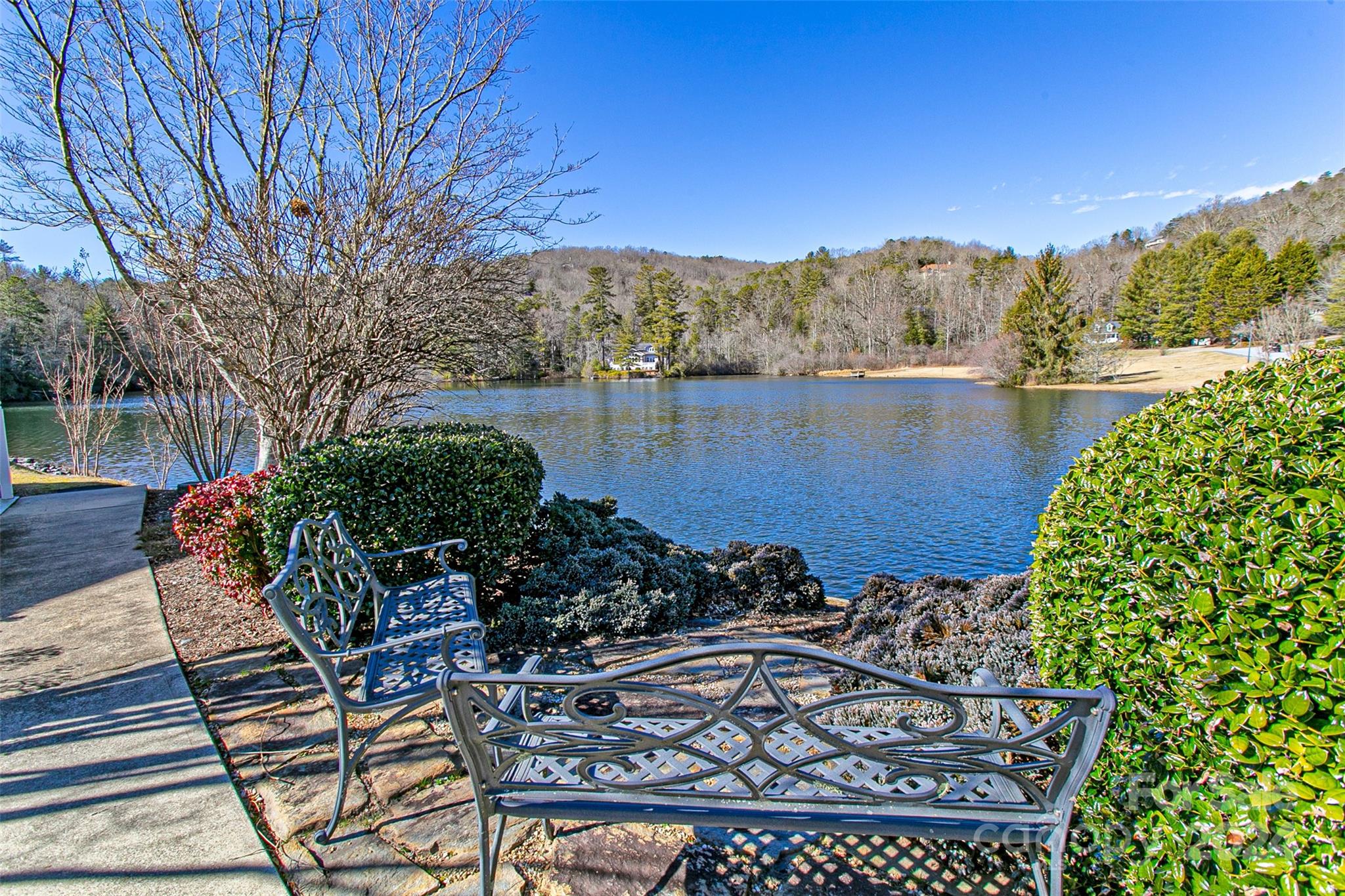 Deerlake Village - Residential