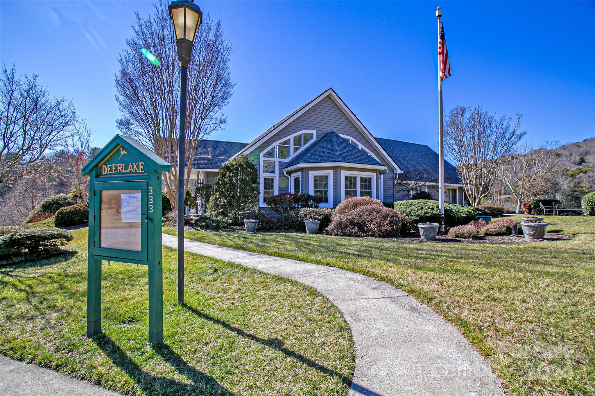 Deerlake Village - Residential