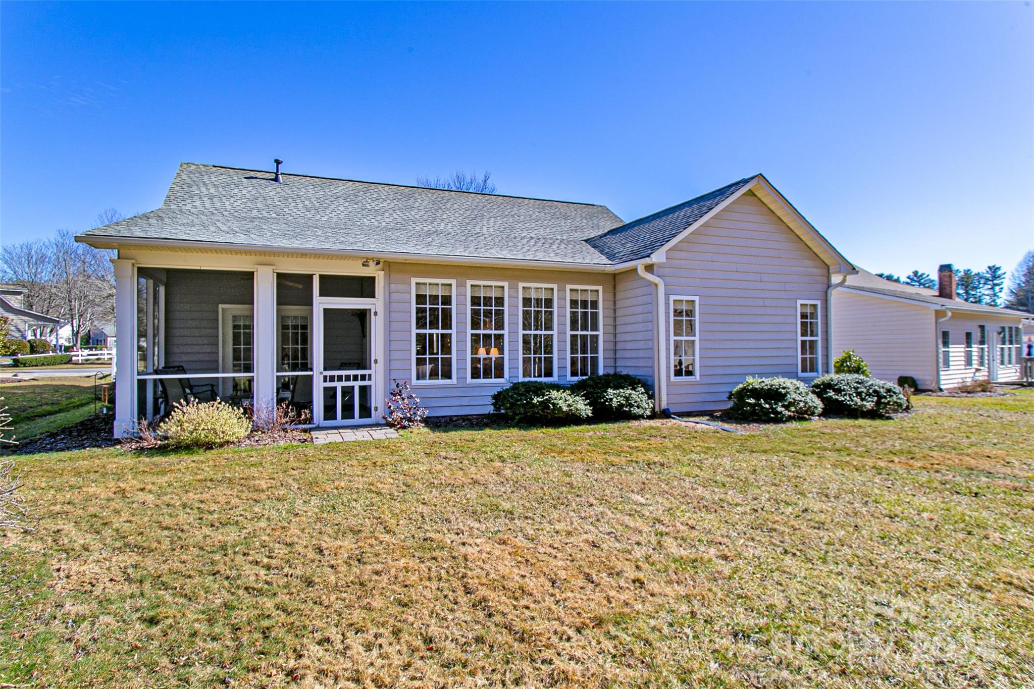 Deerlake Village - Residential