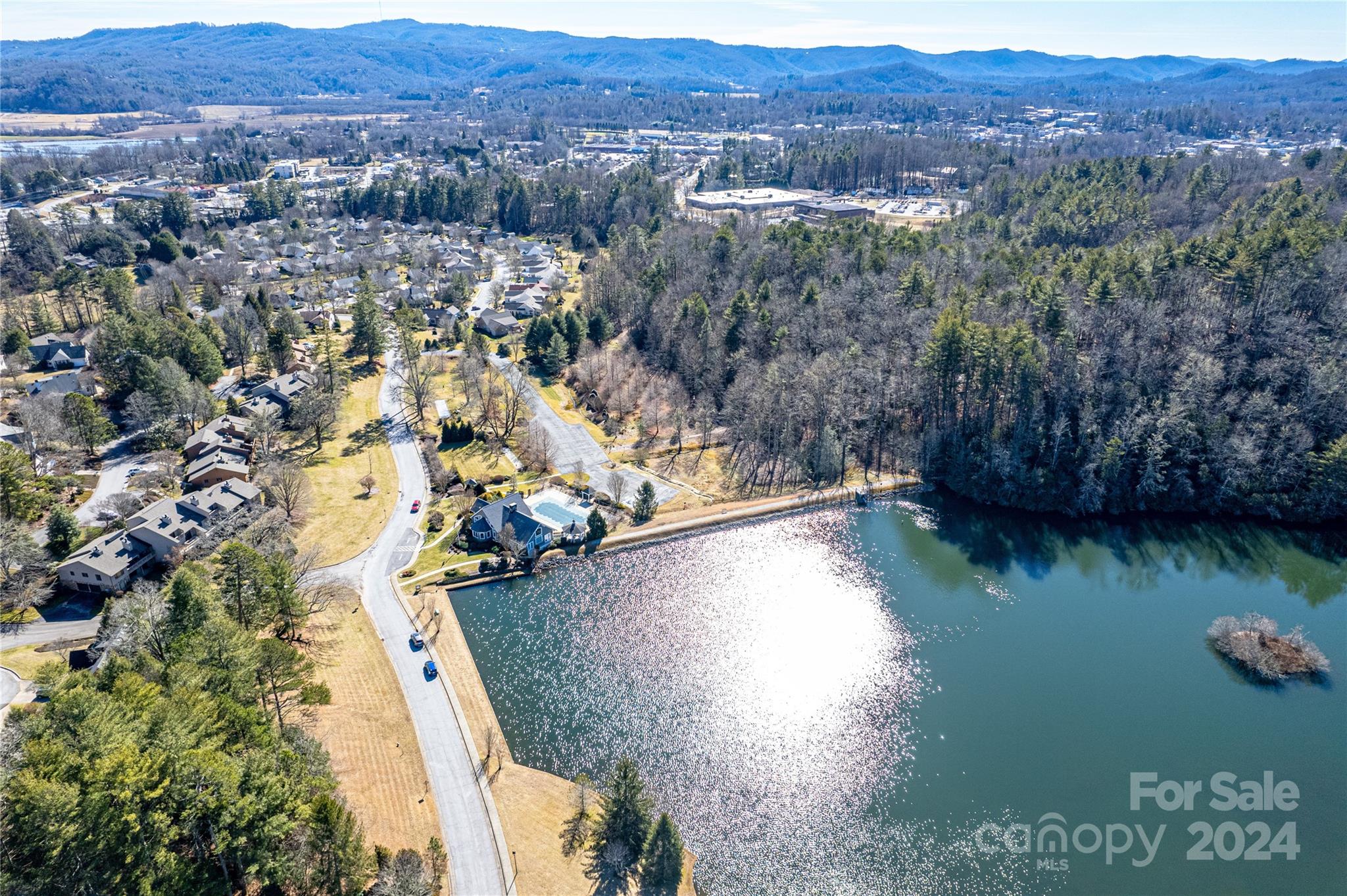 Deerlake Village - Residential