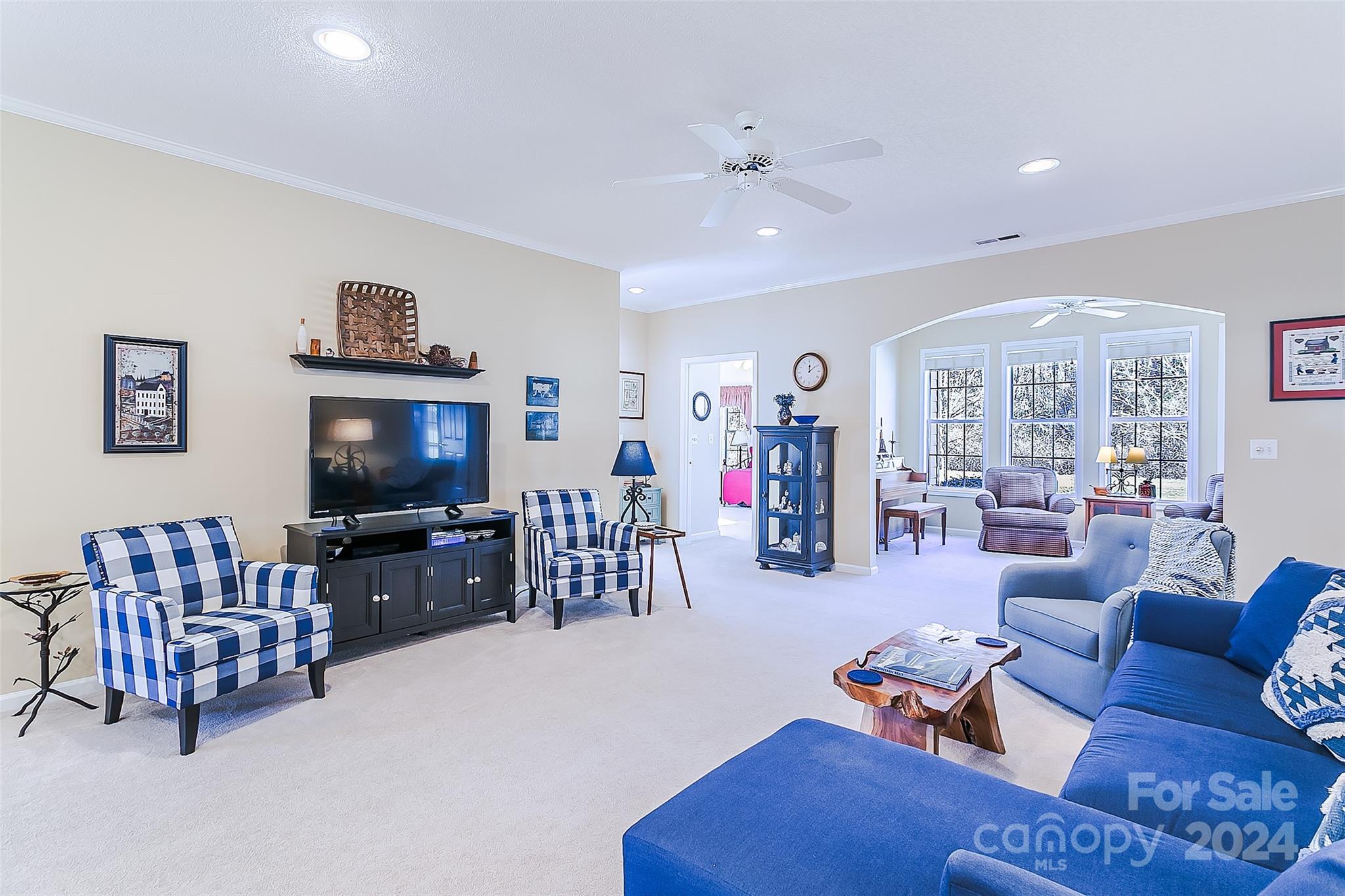 Deerlake Village - Residential