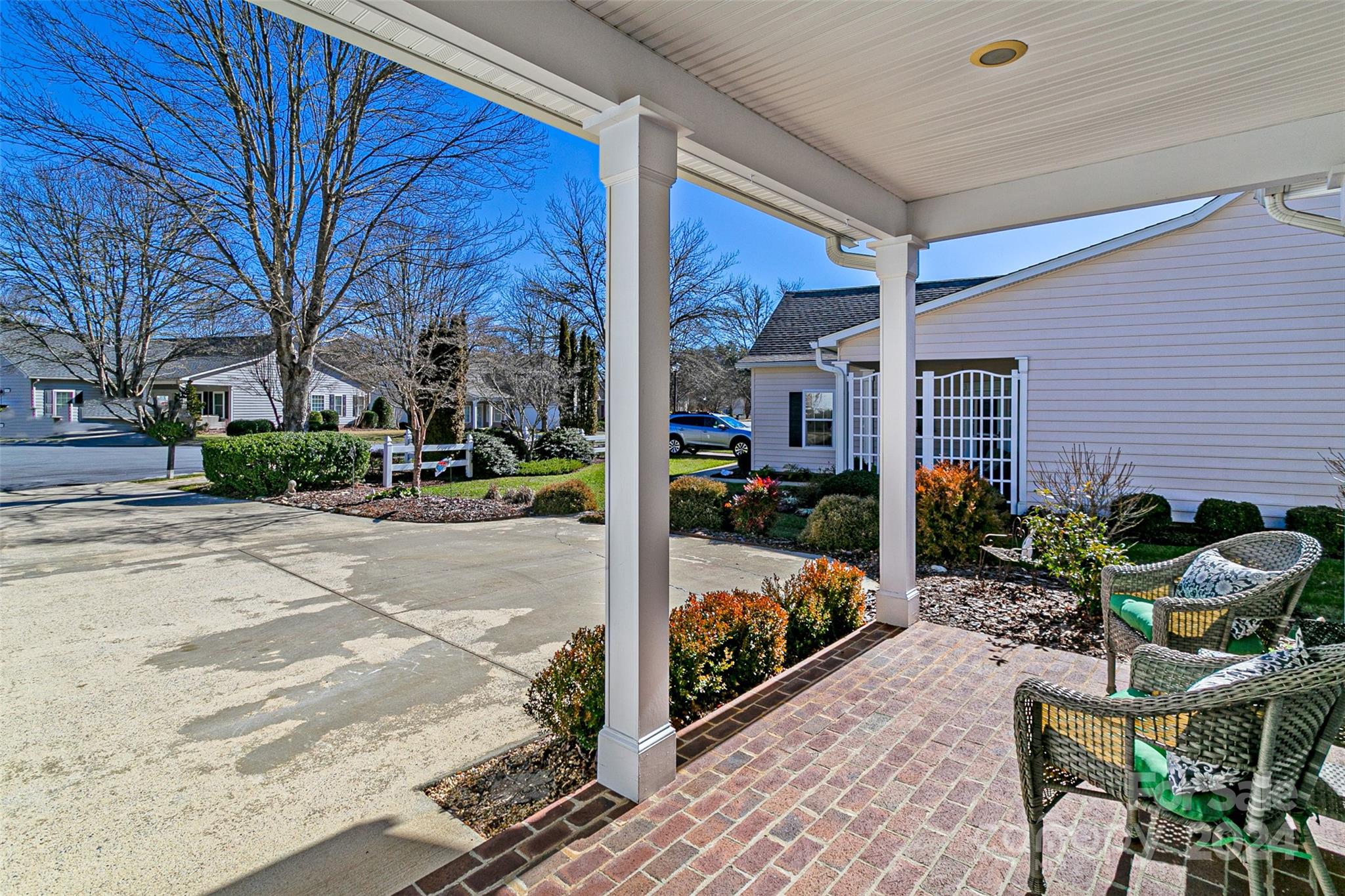 Deerlake Village - Residential