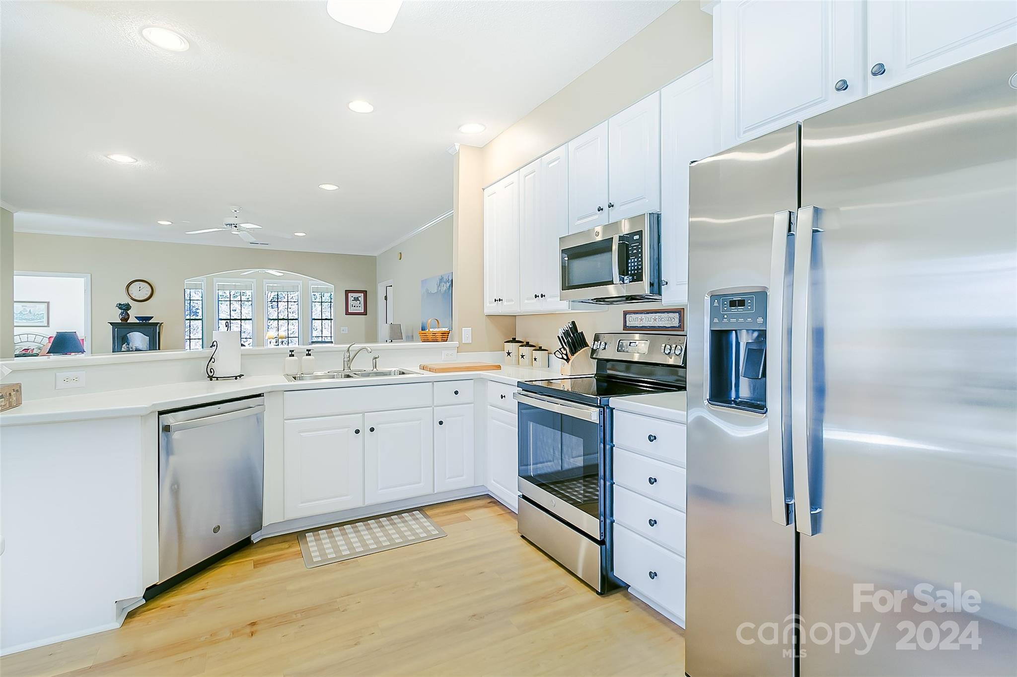 Deerlake Village - Residential