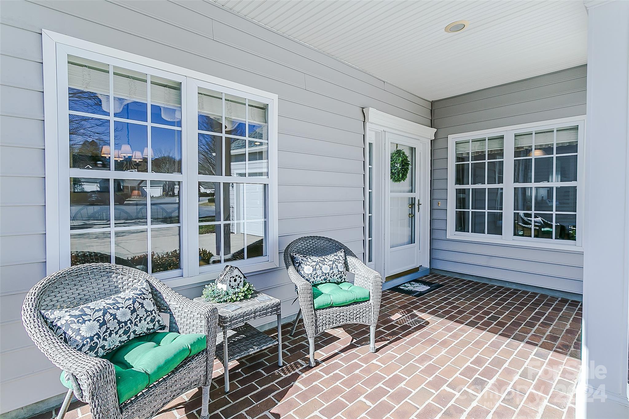 Deerlake Village - Residential