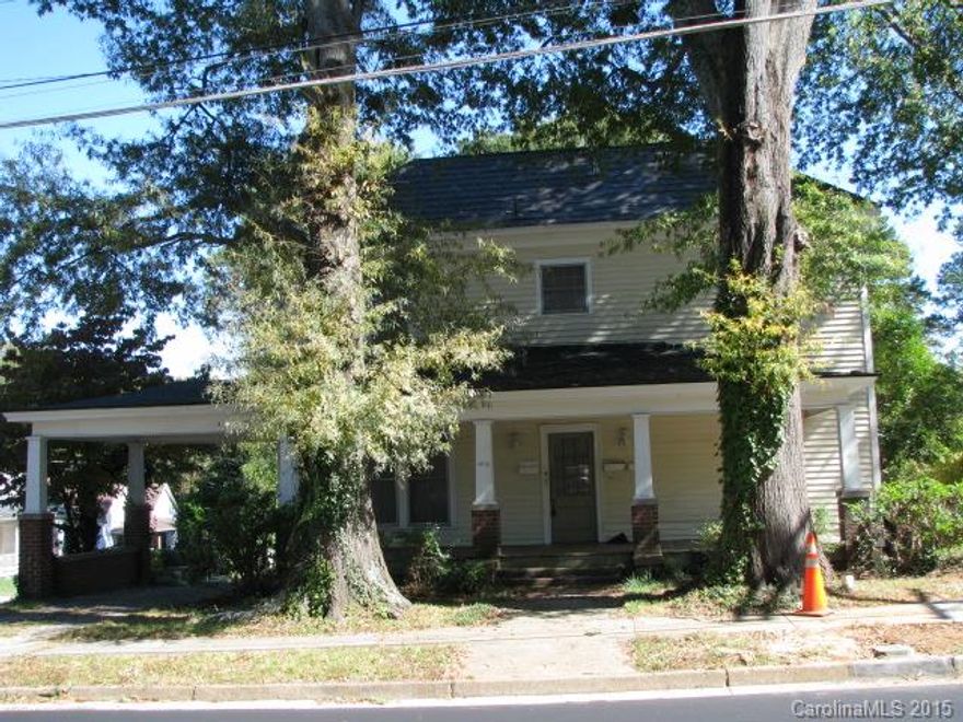 Cute triplex in historic downtown Statesville. Home converted to apartments in late 1990's. 12 foot ceilings with central air. Freshly painted with hardwood flooring and vintage details throughout. Water is an additional $50/month.