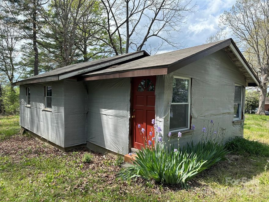 Uncover the potential of this prime investment opportunity! Nestled within a desirable location, this 2-bedroom, 1-bathroom house awaits transformation. With a blank canvas interior, the property is primed for renovation or redevelopment. Owner put in new roof, window and electrical wiring in 2020. Whether you envision crafting your dream home from scratch or exploring the option of a doublewide, the possibilities are endless.

Situated in a sought-after area, this property promises convenience and accessibility to amenities, schools, and transportation. Priced for a quick sale, seize this chance to capitalize on an investment with limitless potential. Don't miss out on the opportunity to shape your vision into reality. Schedule a viewing today and unlock the possibilities that await!