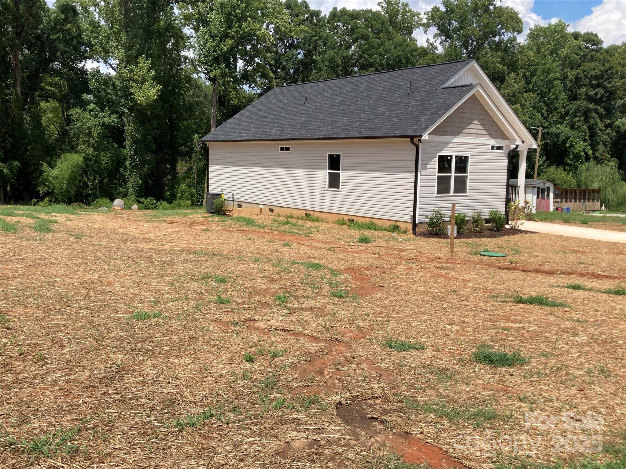 318 Davis Park Road