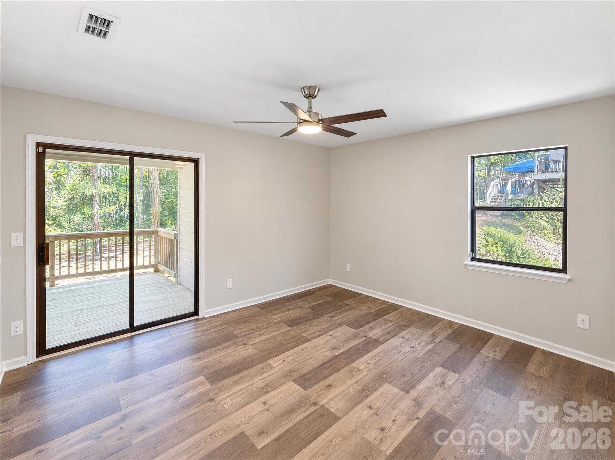 10005 Santa Fe Lane