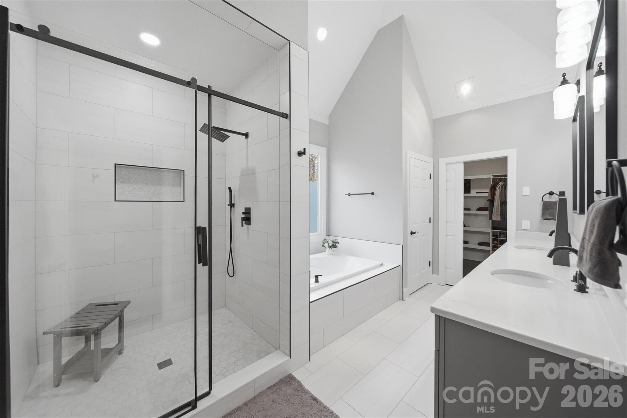 Moores Ferry - Residential