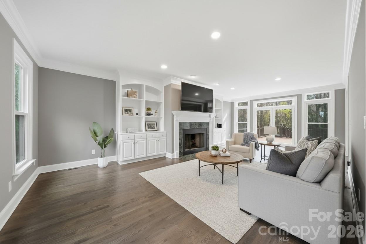 Moores Ferry - Residential