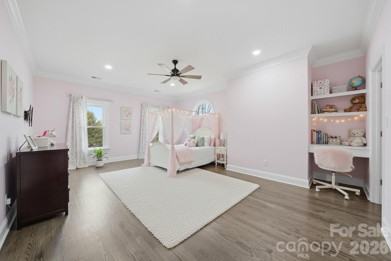 Moores Ferry - Residential