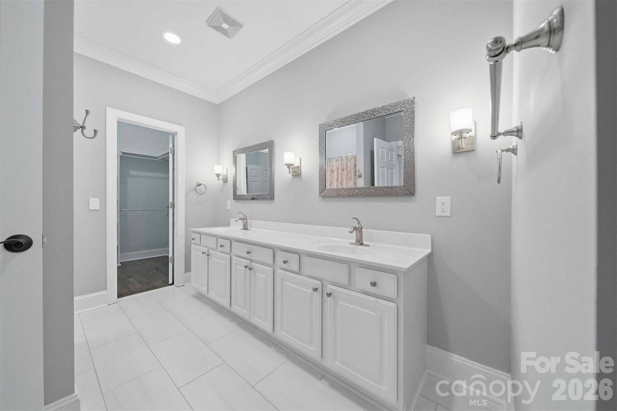 Moores Ferry - Residential