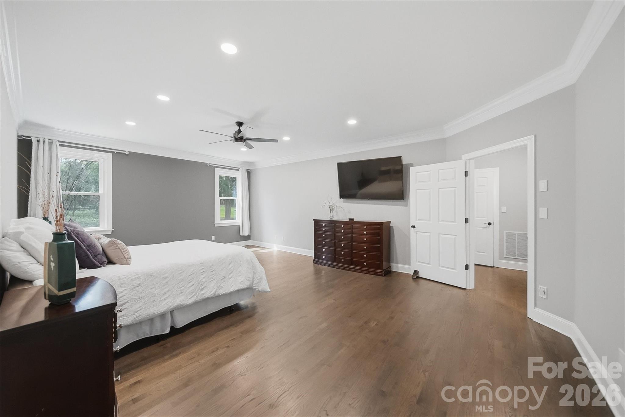 Moores Ferry - Residential