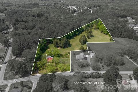 5309 Hickory Grove Road Stanley NC 28164