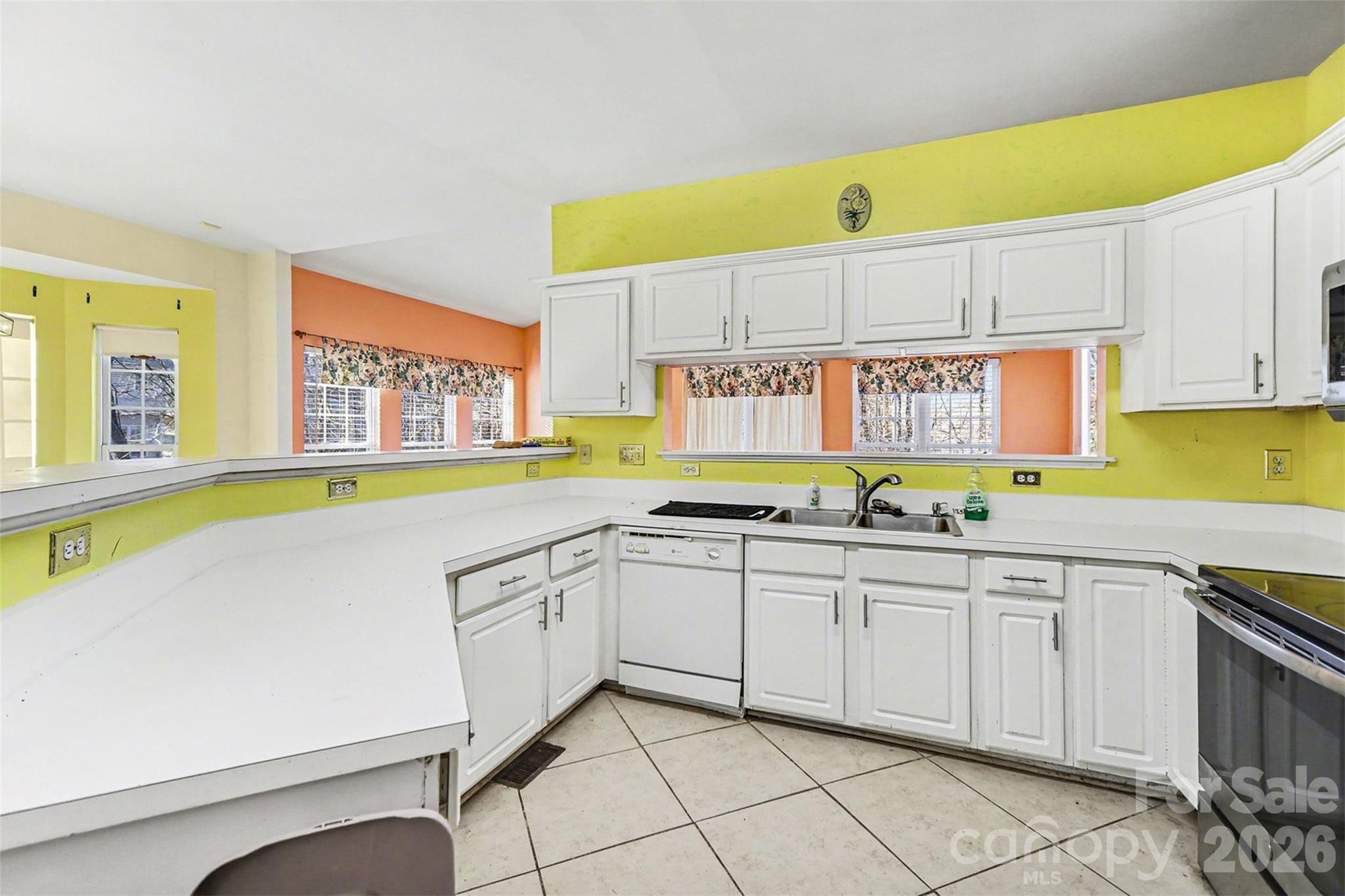 Wyndham Place - Residential