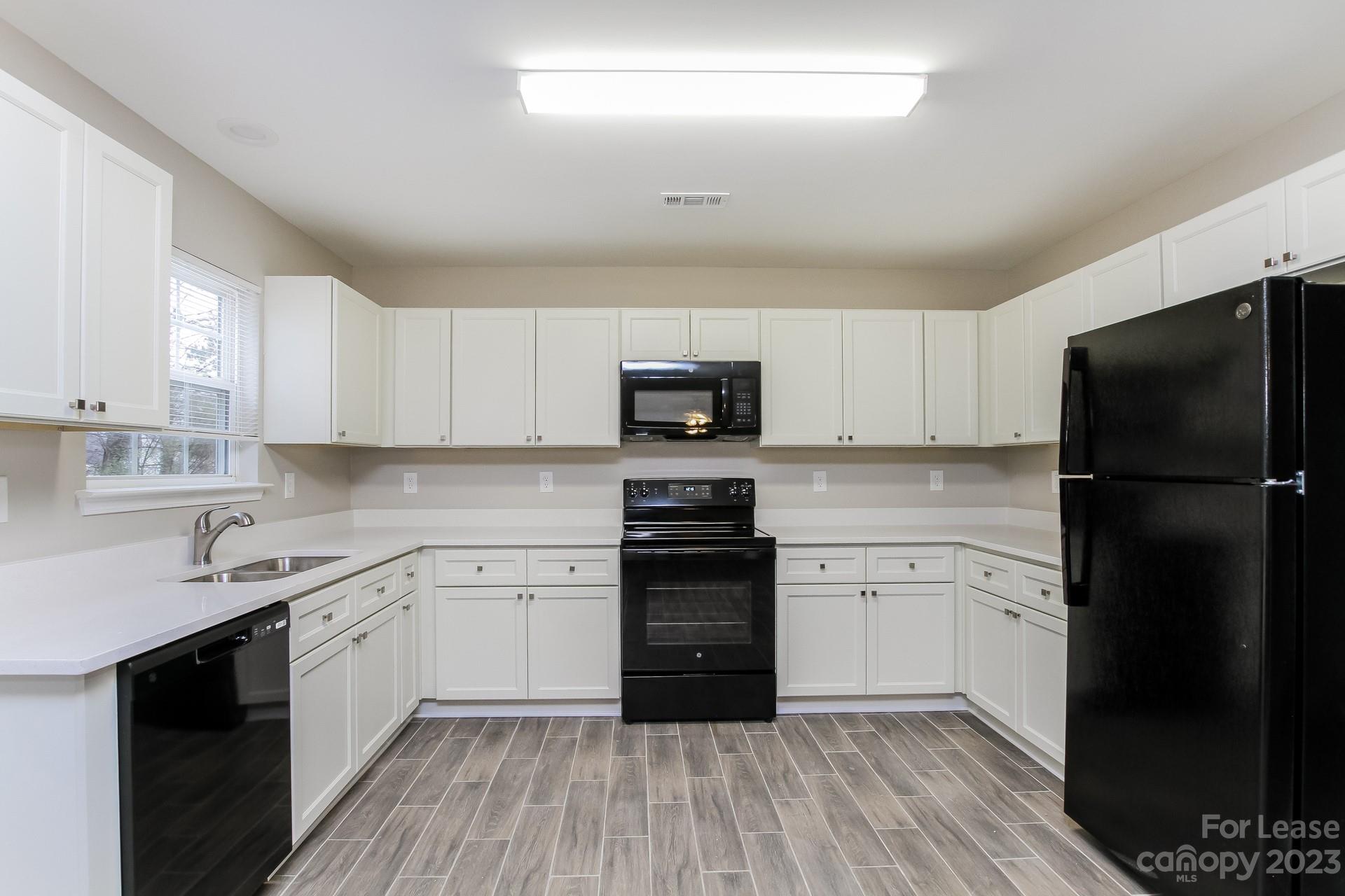 Kyliglen - Residential Lease