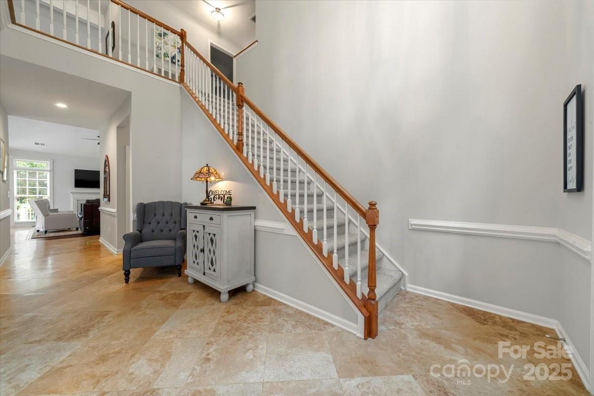 16101 Hollingbourne Road
