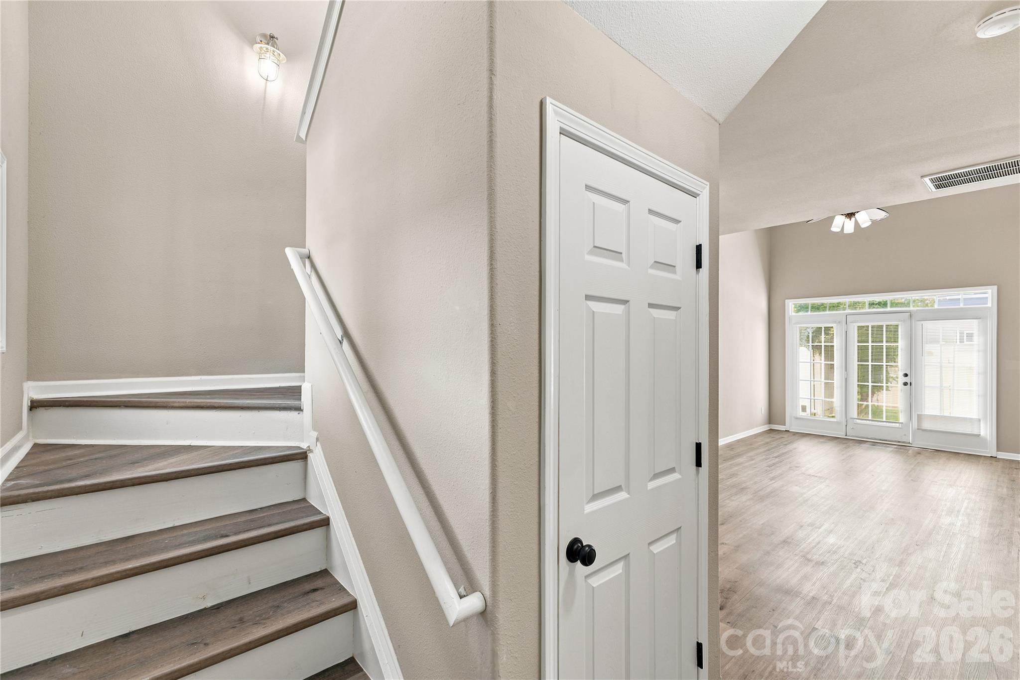 14718 Lions Pride Court