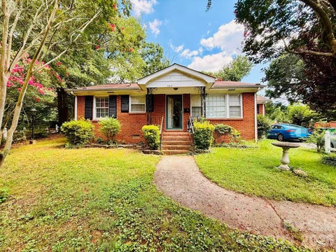 Photo of 4310 Gillespie Court, Charlotte, NC 28205 (MLS # 4419199)