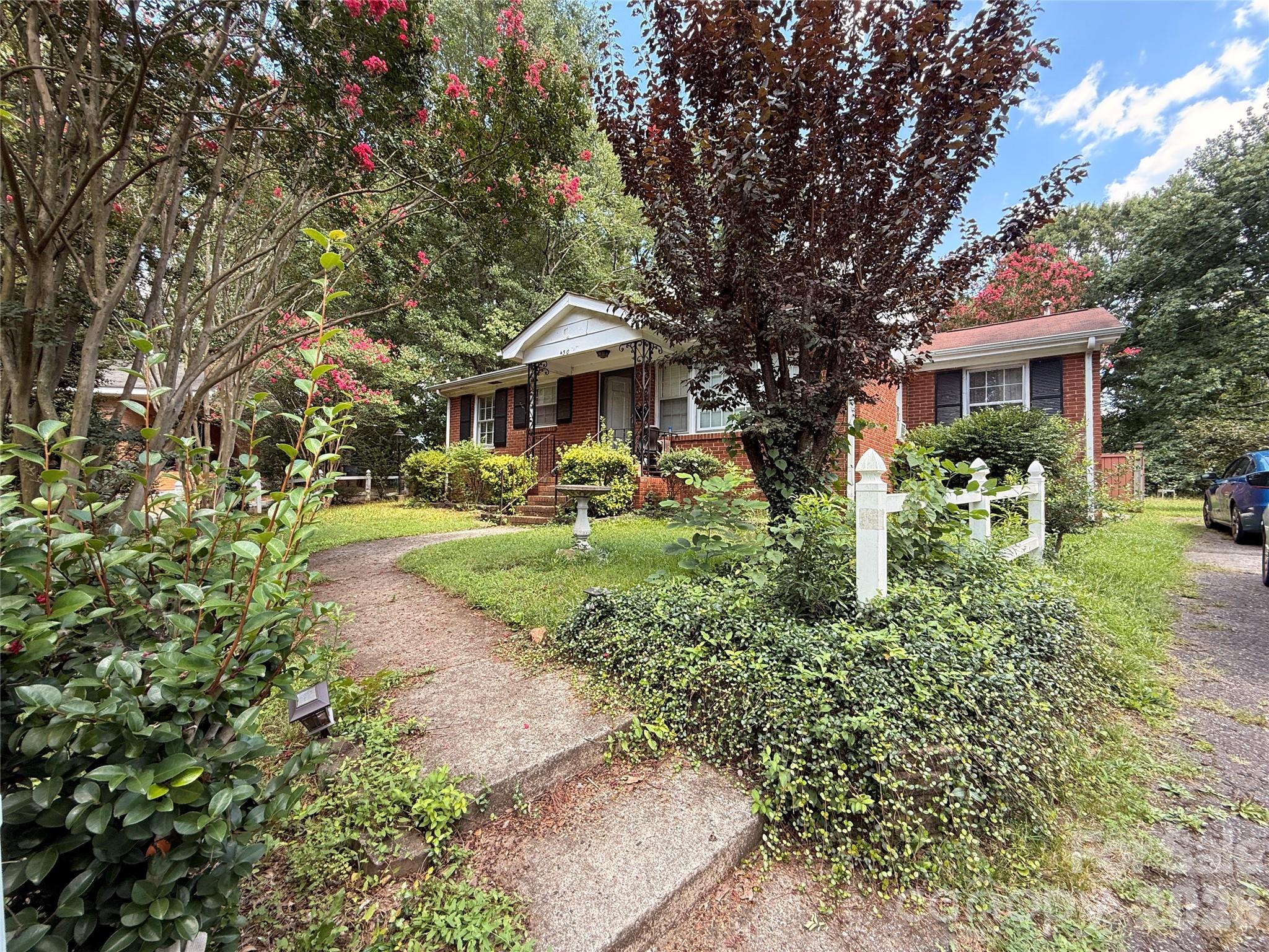 4310 Gillespie Court