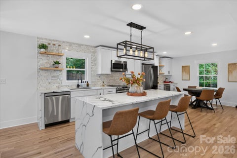 Photo of 4415 Deepwood Drive, Charlotte, NC 28226 (MLS # 4421493)