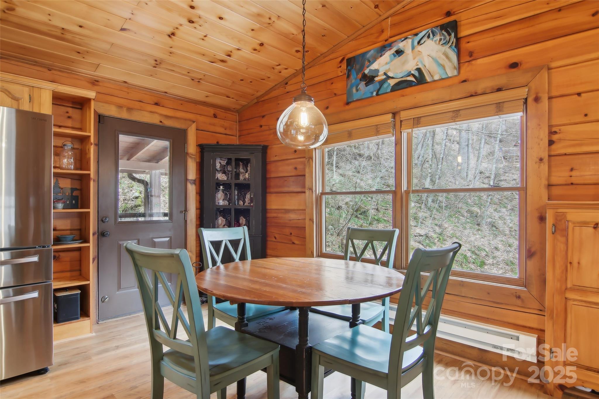 680 Creekside Drive