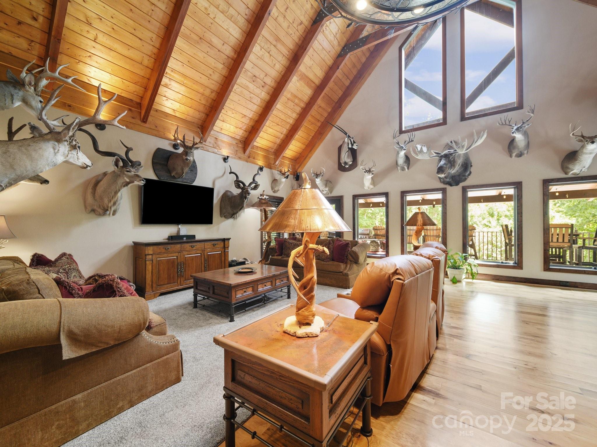 The Retreat At Sunset Ridge - Residential