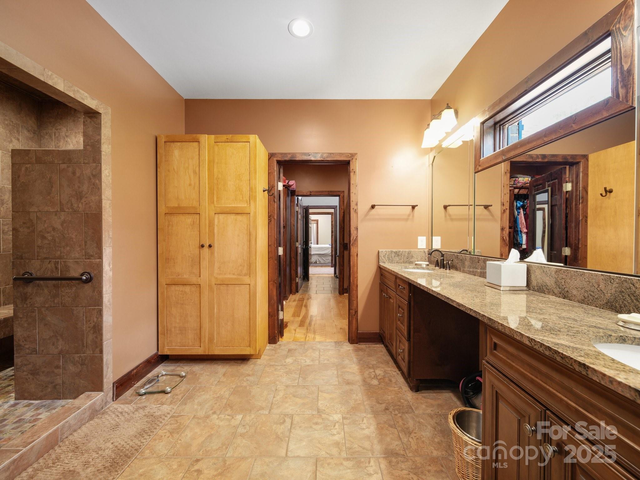 The Retreat At Sunset Ridge - Residential