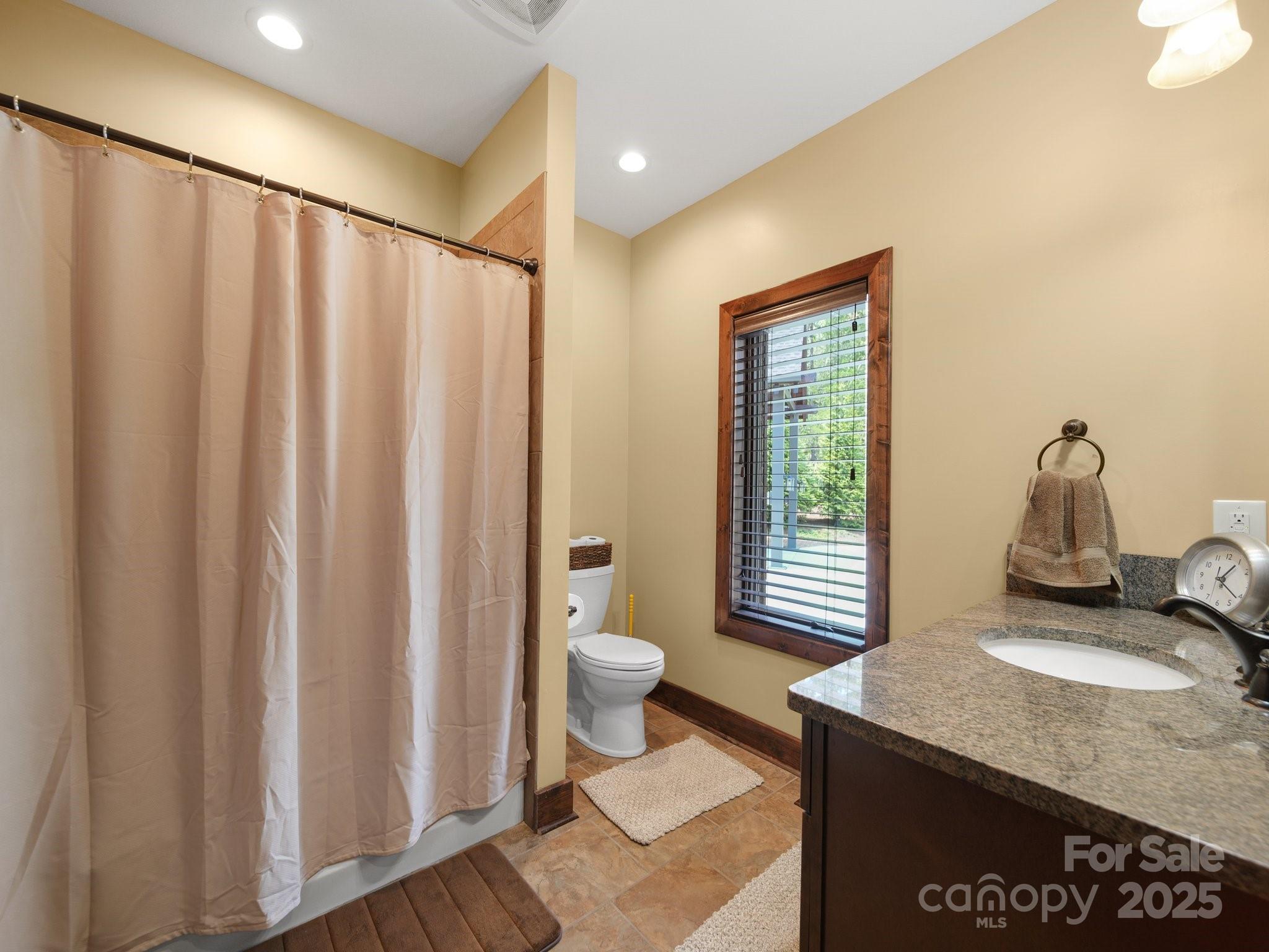 The Retreat At Sunset Ridge - Residential