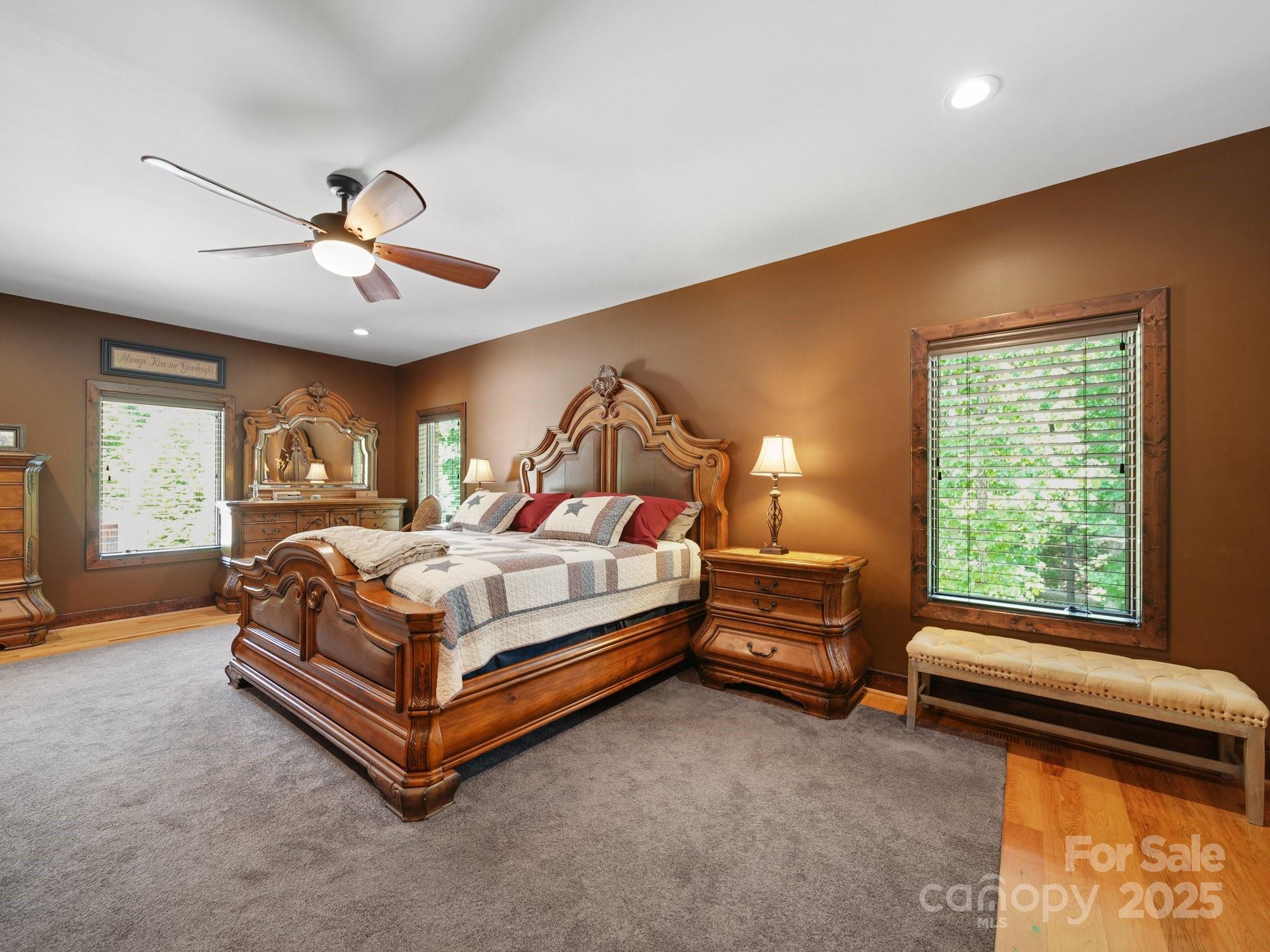 The Retreat At Sunset Ridge - Residential