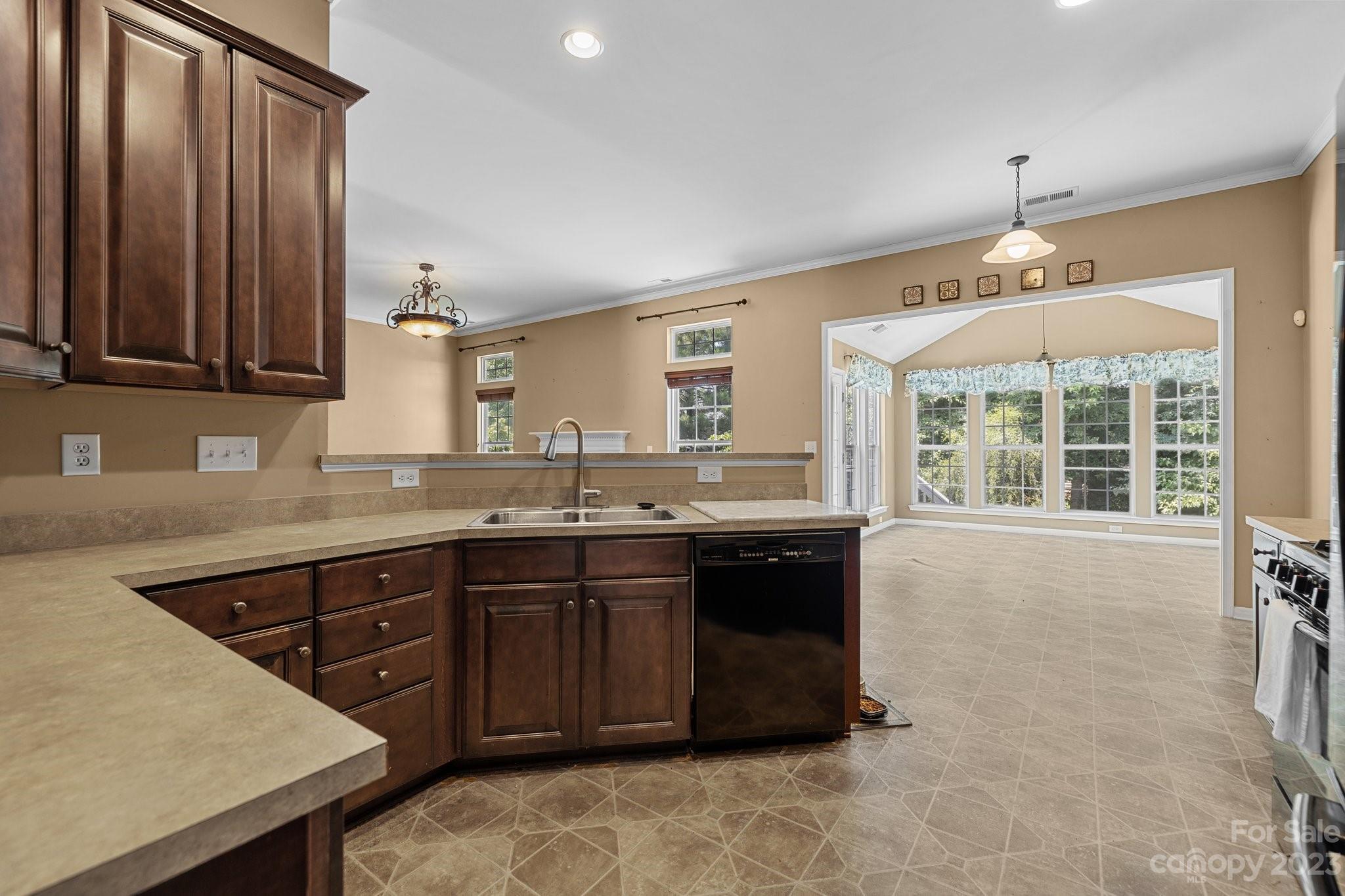 Glen Laurel - Residential