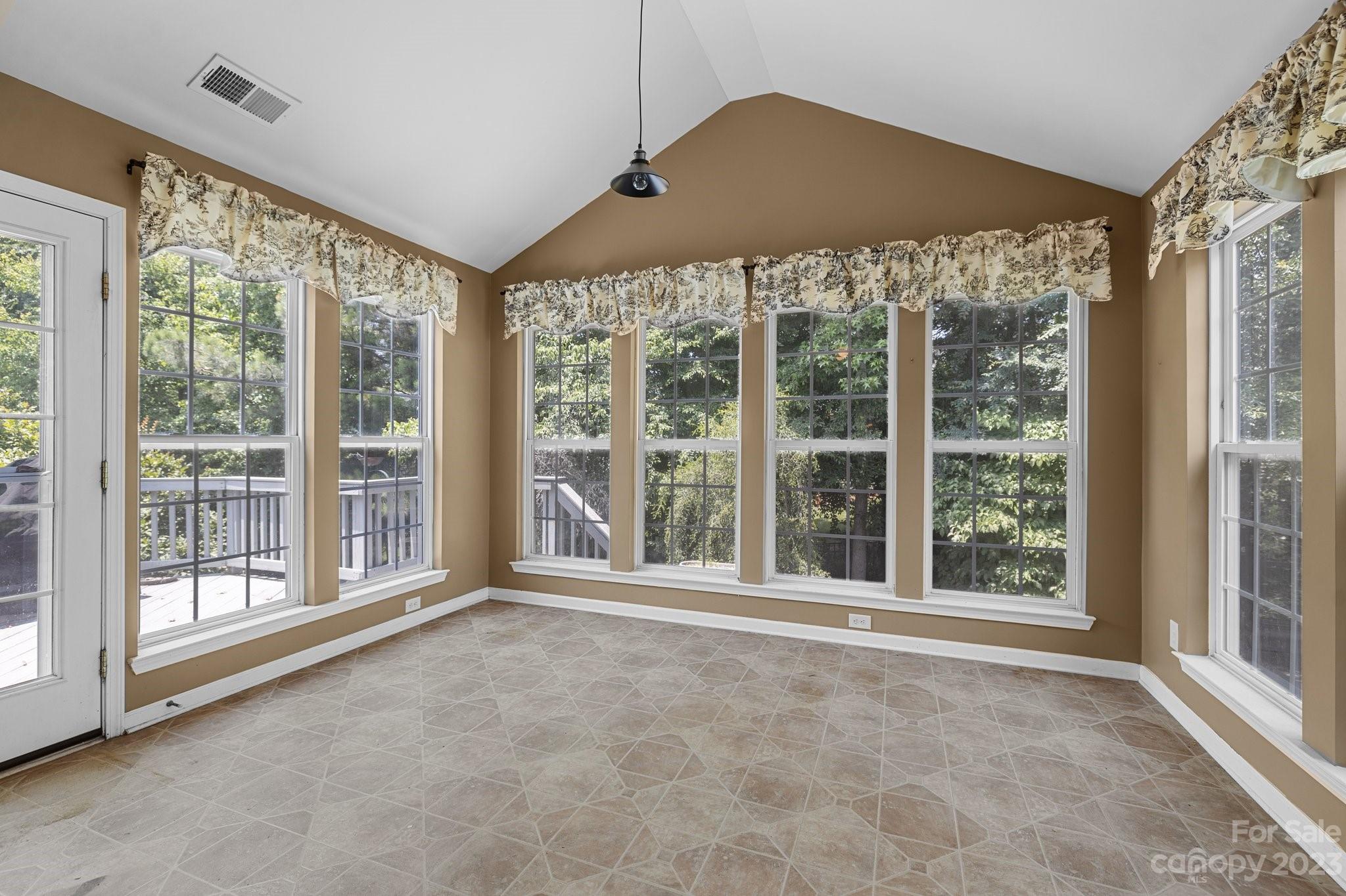 Glen Laurel - Residential