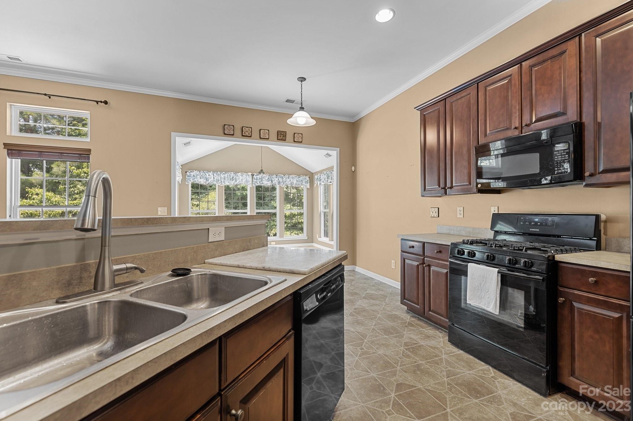 Glen Laurel - Residential