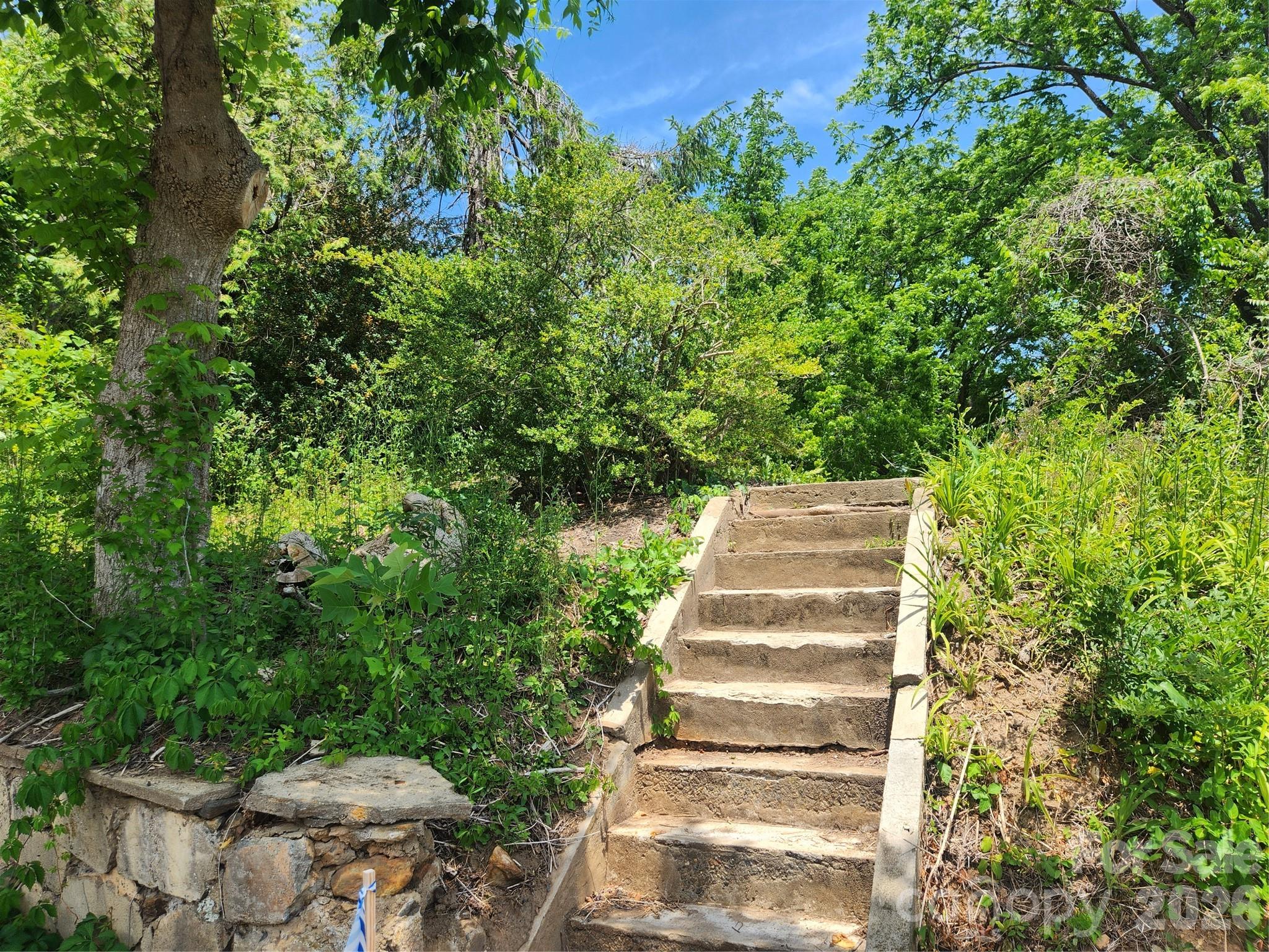 11 Weaver Hill Road