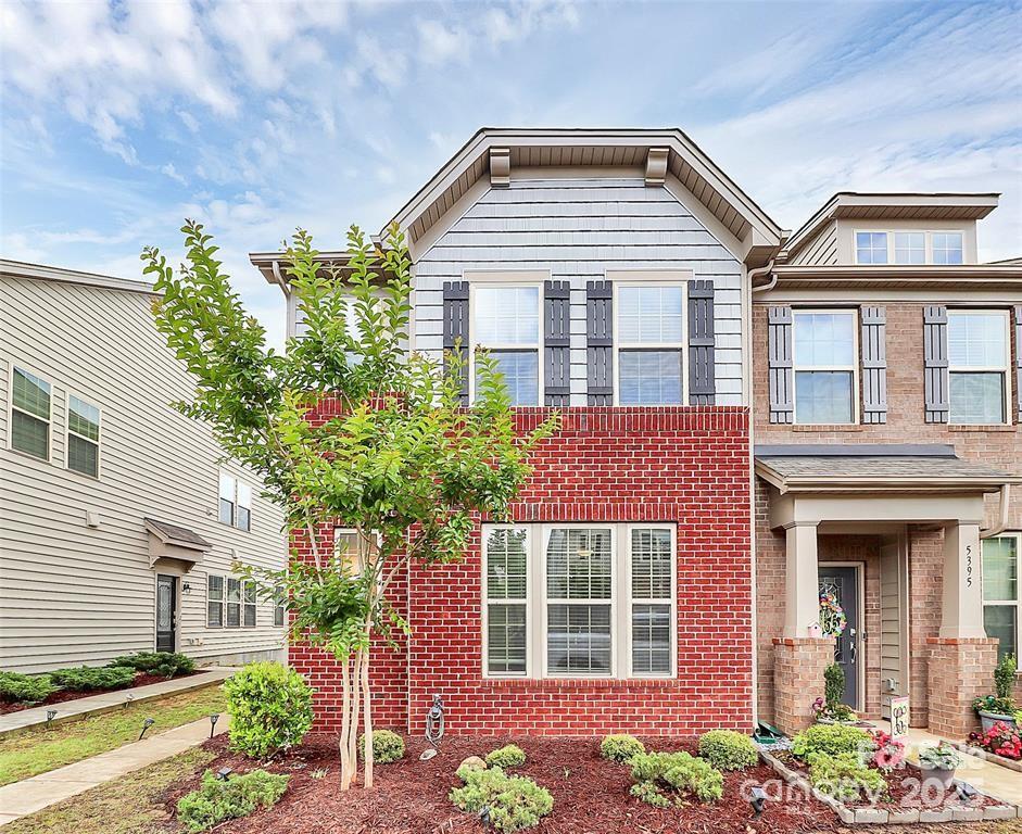 The Greens - Residential