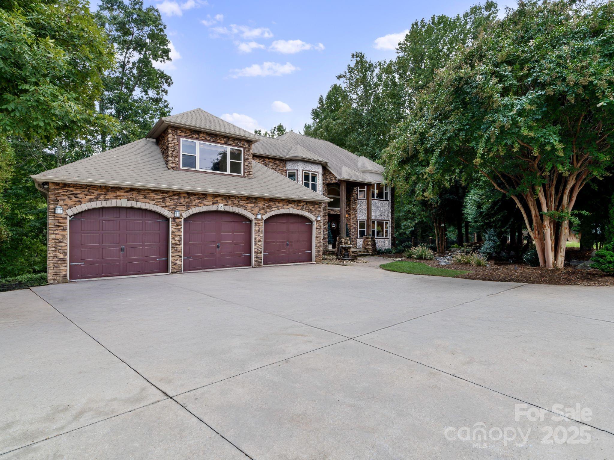 200 Lake Club Drive
