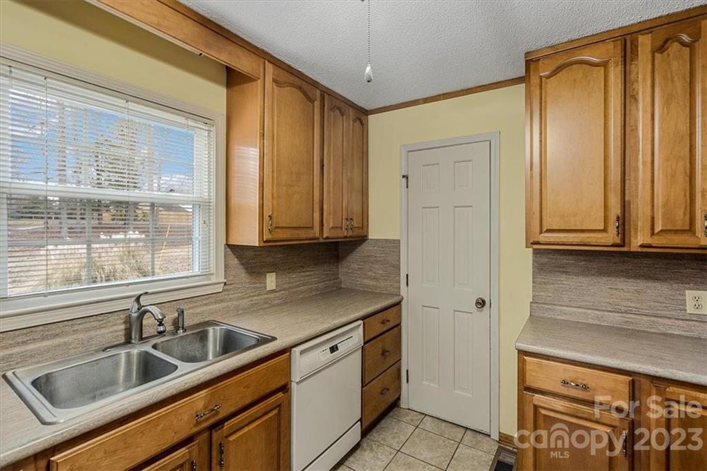 Oak Meadow - Residential