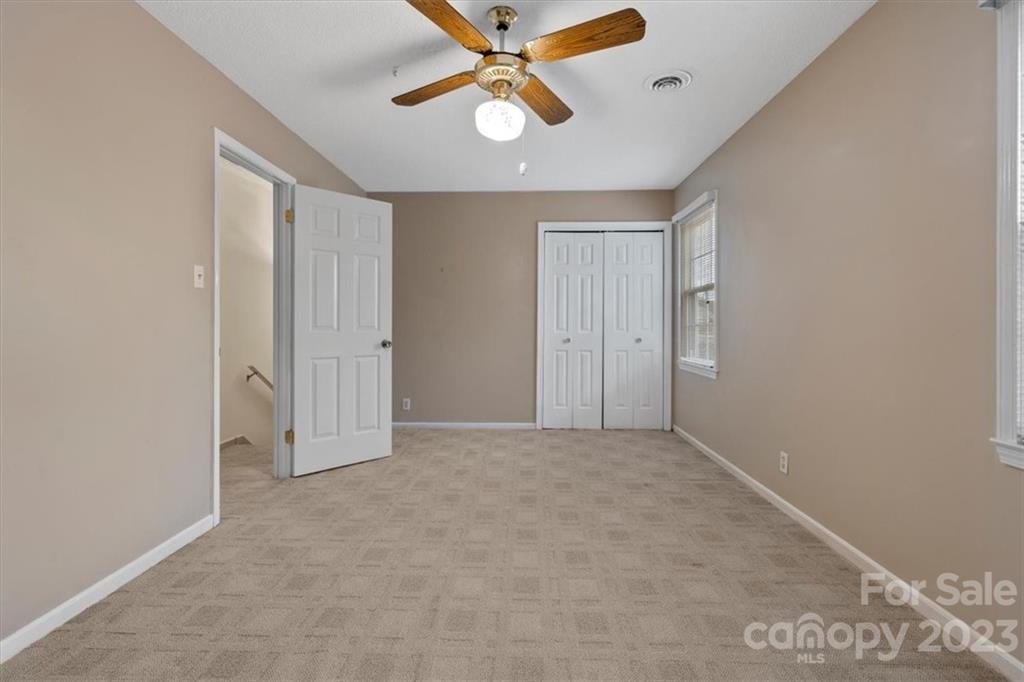 Oak Meadow - Residential