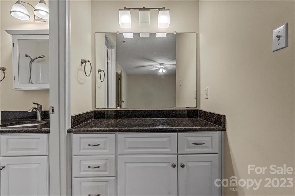 Oak Meadow - Residential