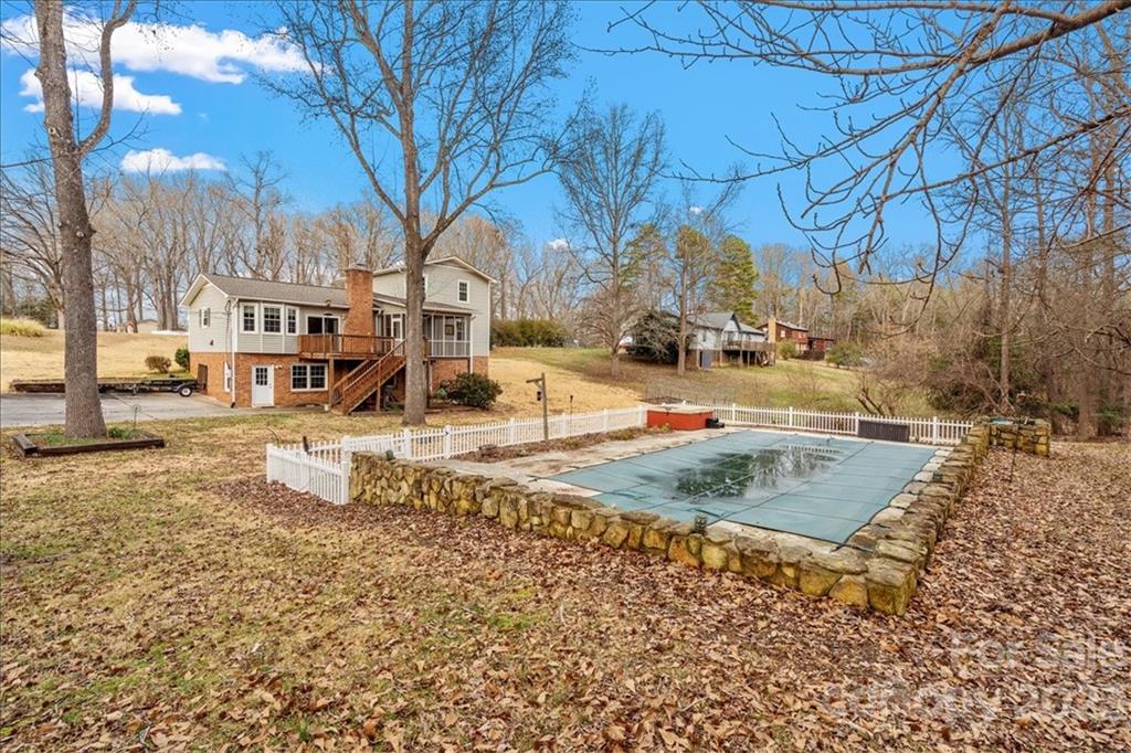 Oak Meadow - Residential