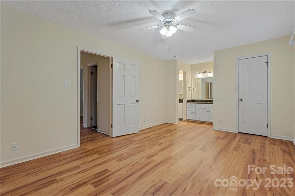 Oak Meadow - Residential