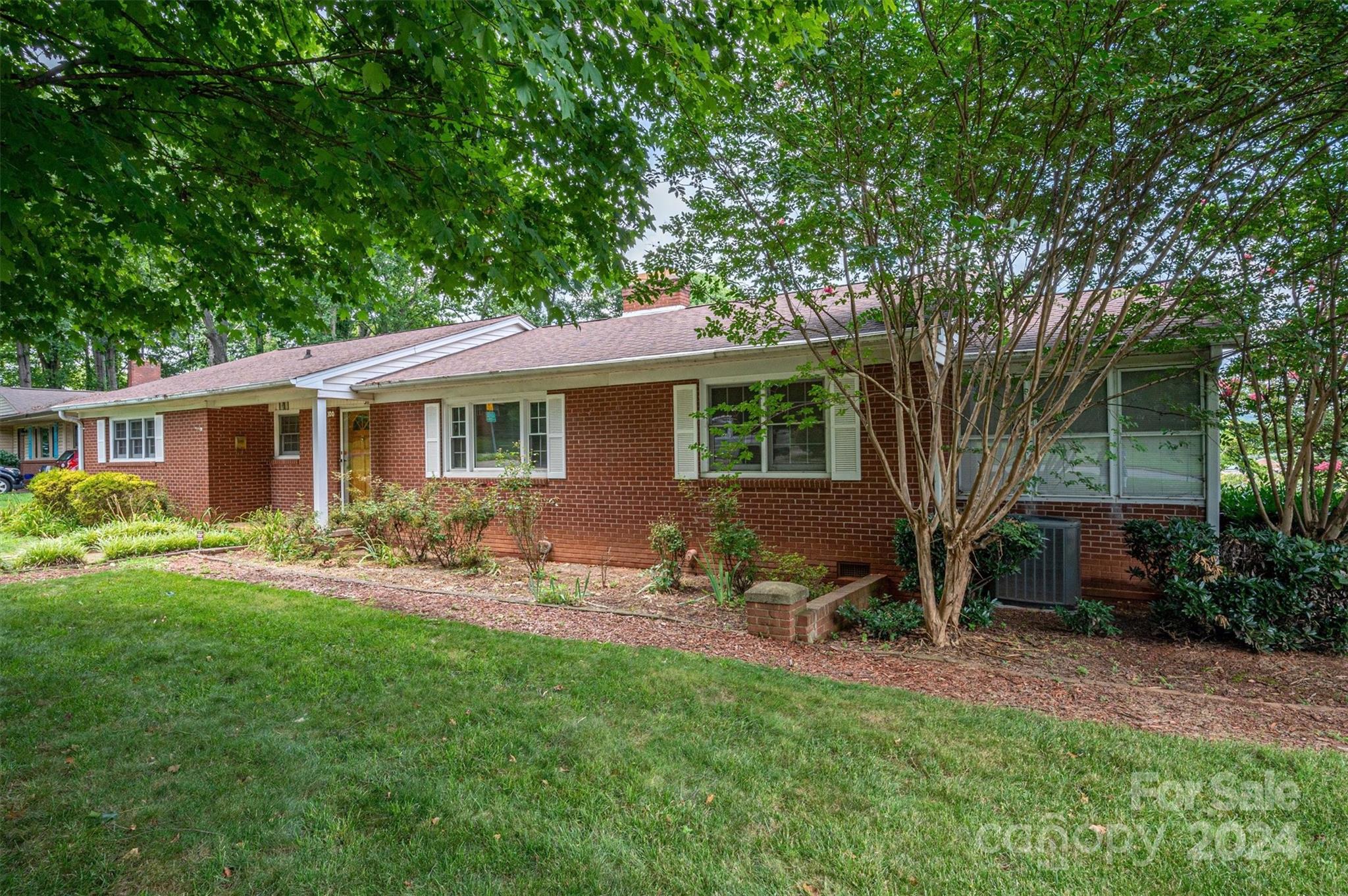 Thomas Acres - Residential