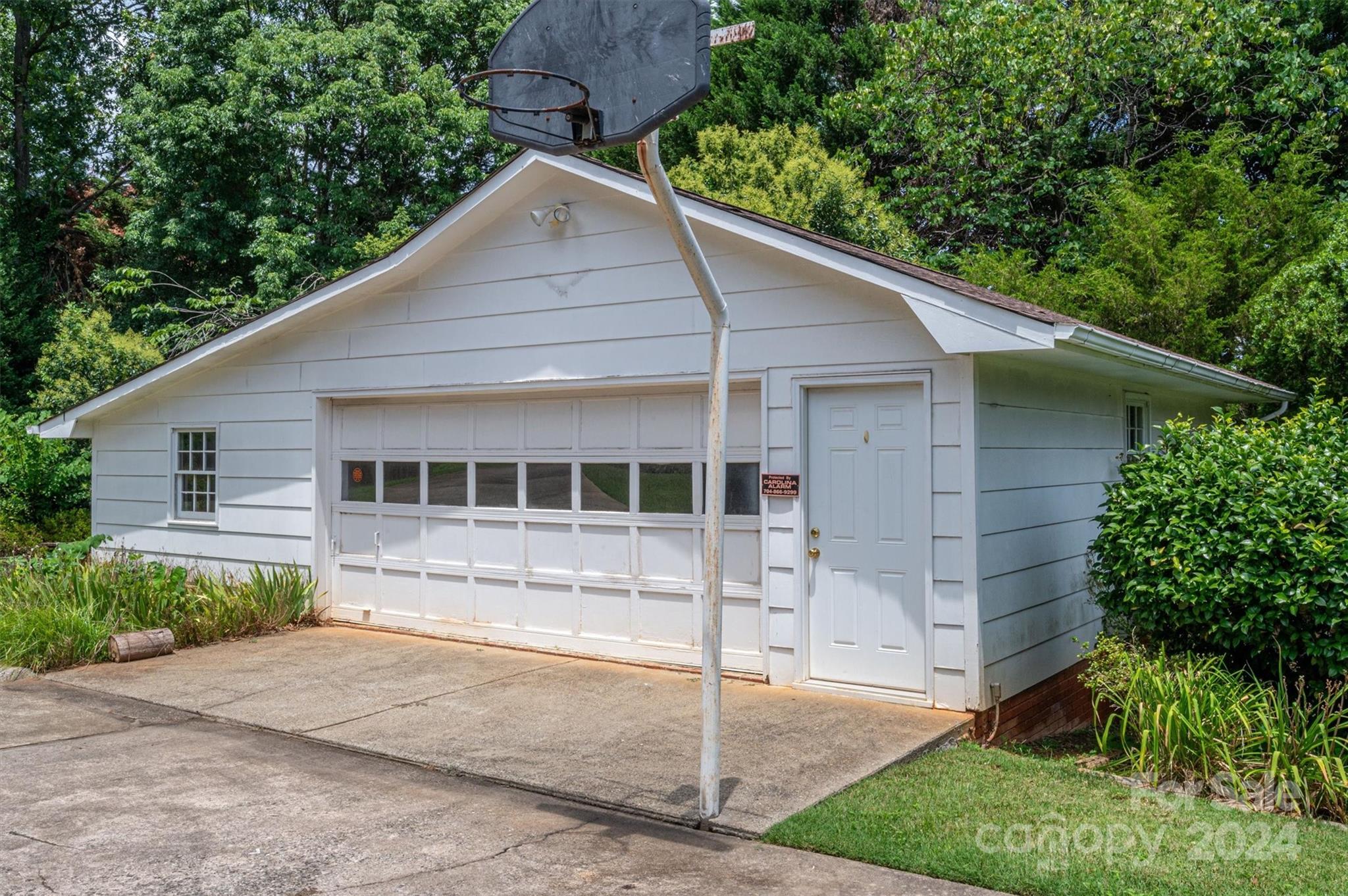 Thomas Acres - Residential