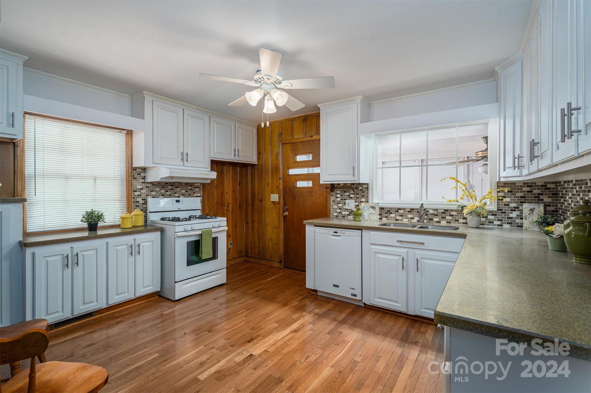 Thomas Acres - Residential